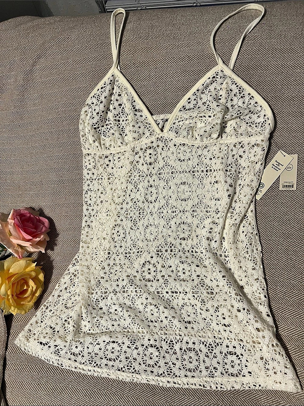 Women White Crochet Camisole Size Large NWT